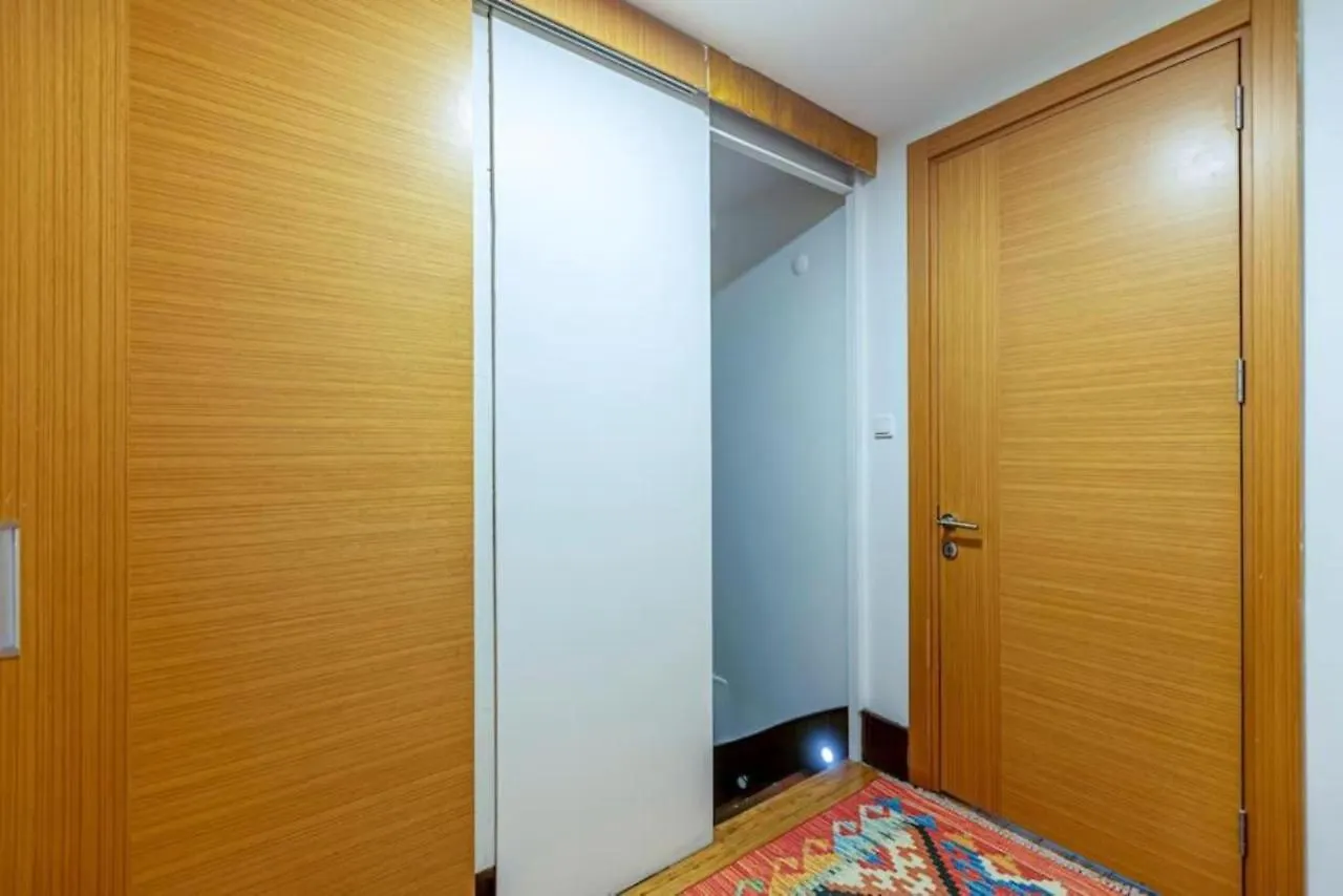 4-Story Gem In Cihangir - 5 Bedroom & Cute Rooftop Istanbul Turkey