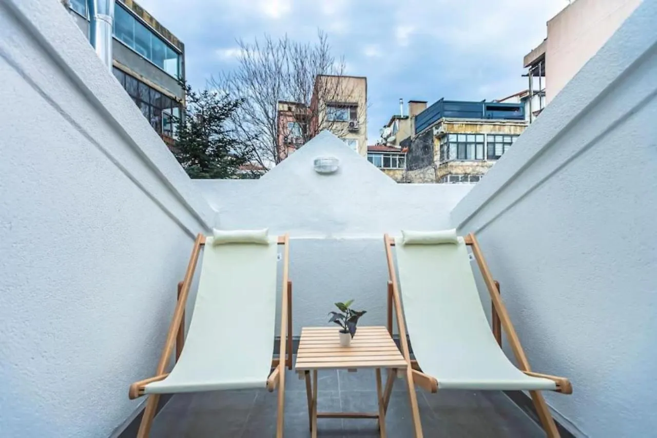 Apartment 4-Story Gem In Cihangir - 5 Bedroom & Cute Rooftop Istanbul Turkey