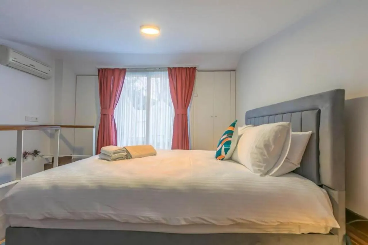 Apartment 4-Story Gem In Cihangir - 5 Bedroom & Cute Rooftop Istanbul Turkey